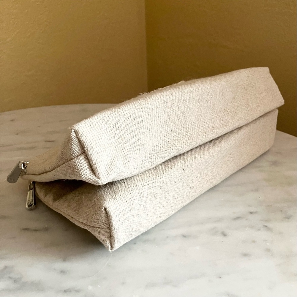 New DIOR Pouches - Picture 8 of 9